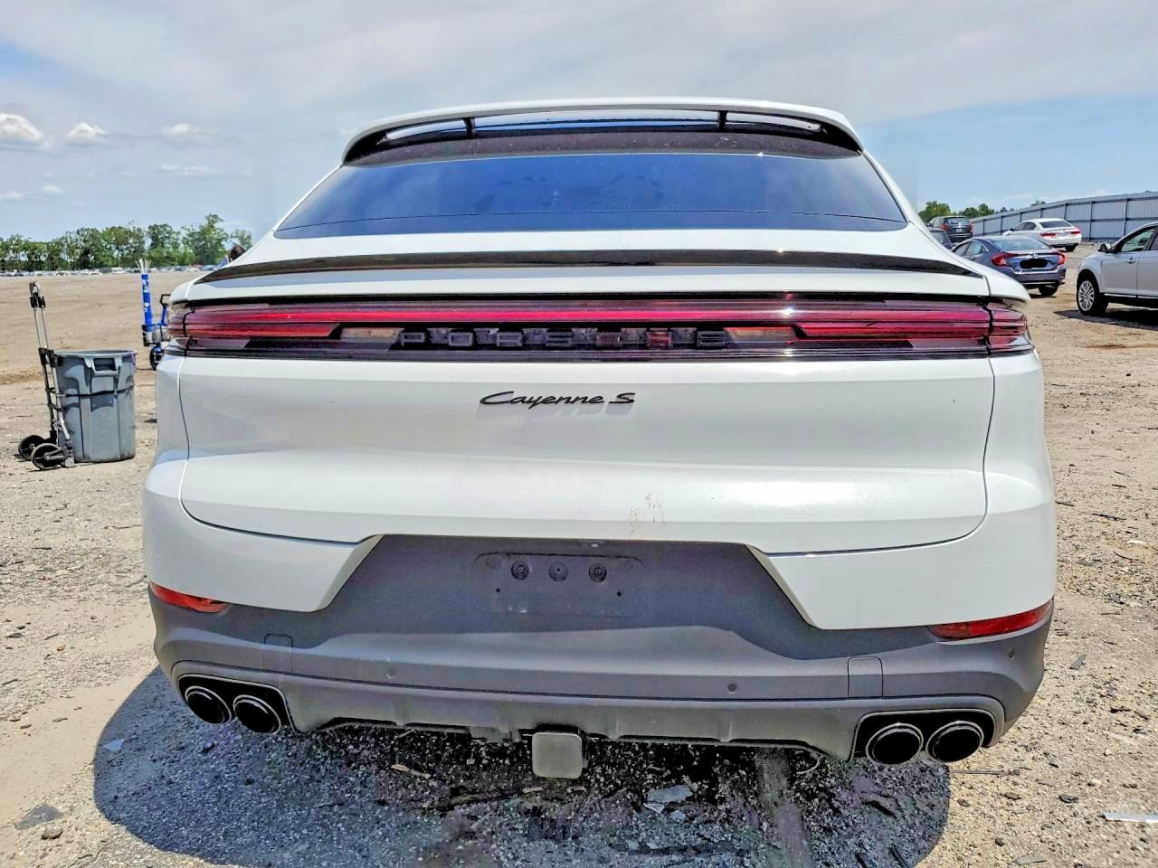 2024 Porsche Cayenne S Coupe - Фото 6