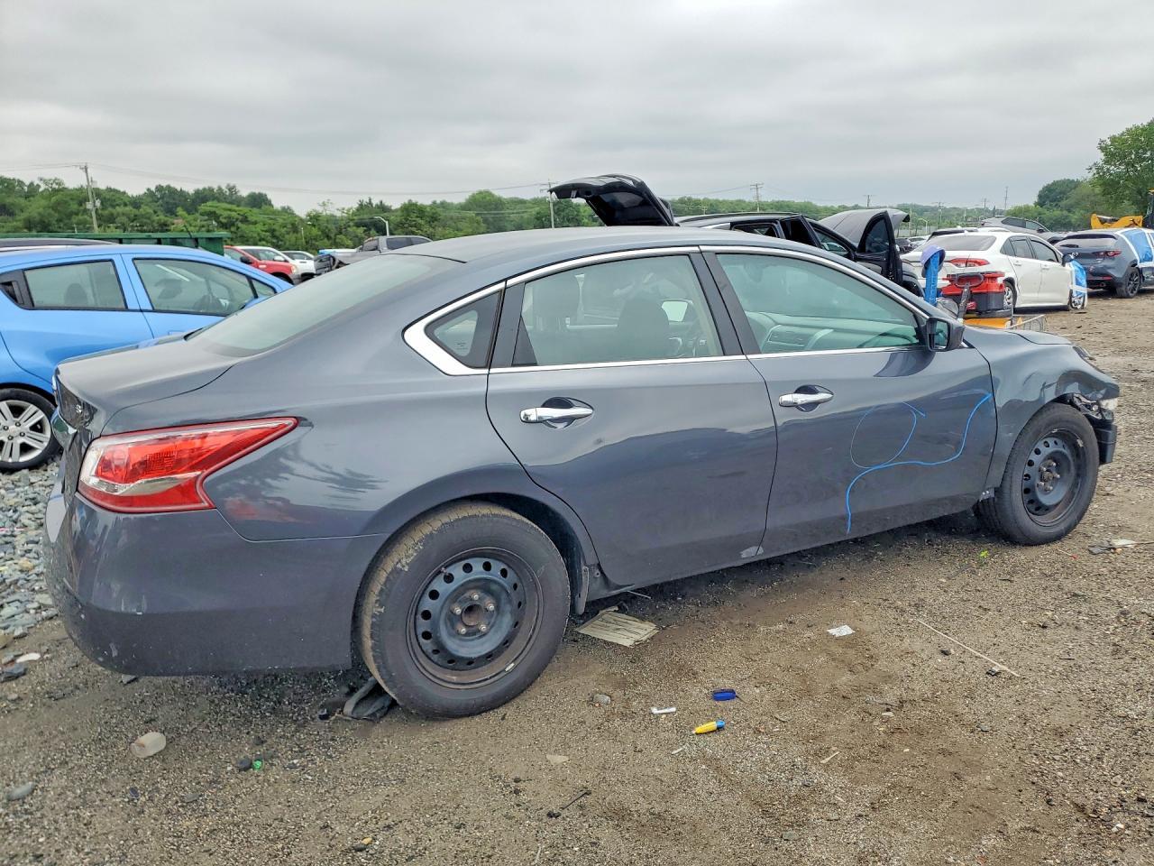 2013 Nissan Altima 2.5 - Фото 3