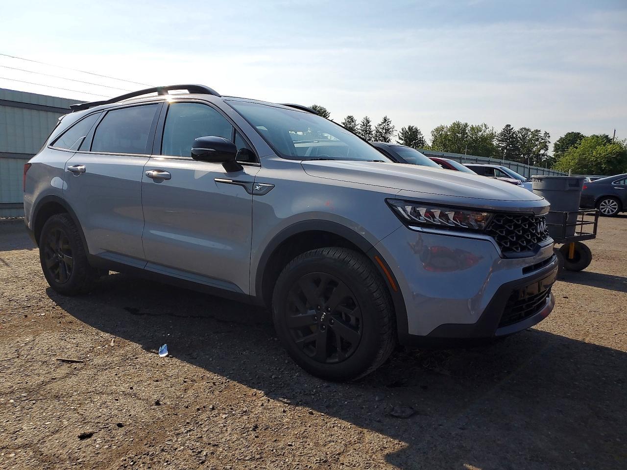 2022 Kia Sorento S - Фото 4