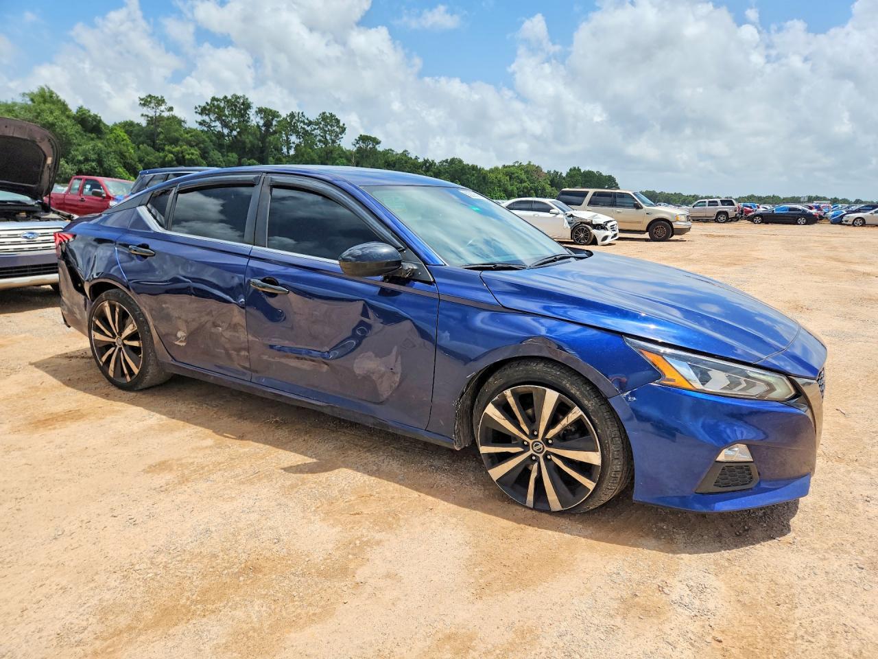 2022 Nissan Altima Sr - Фото 4