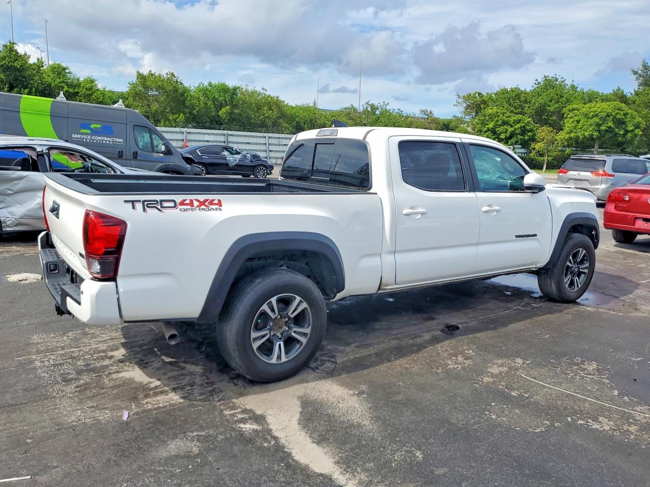 2023 Toyota Tacoma Trd Off Road - Image 3