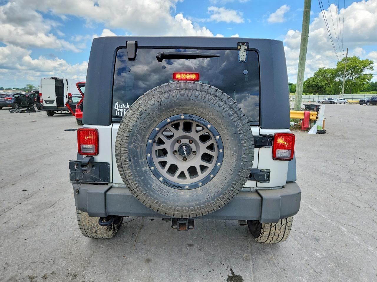 2010 Jeep Wrangler Unlimited Sport - Фото 6