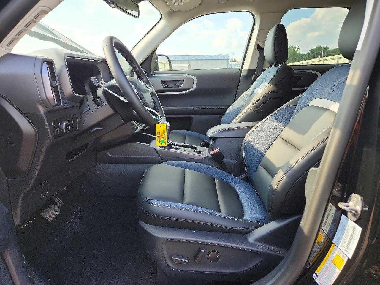 2025 Ford Bronco Sport Outer Banks - Image 7