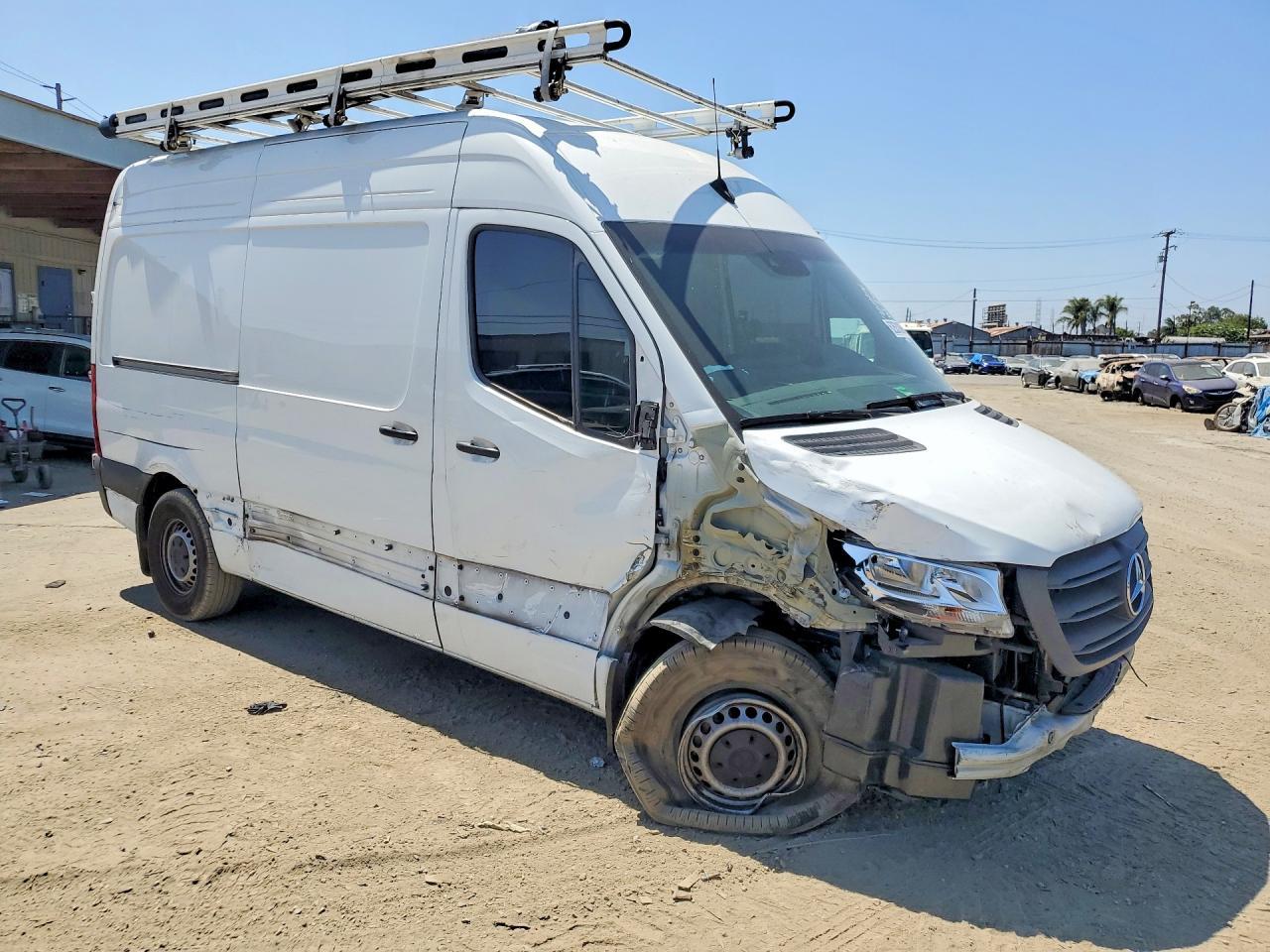 2024 Mercedes-Benz Sprinter 2500 - Image 4