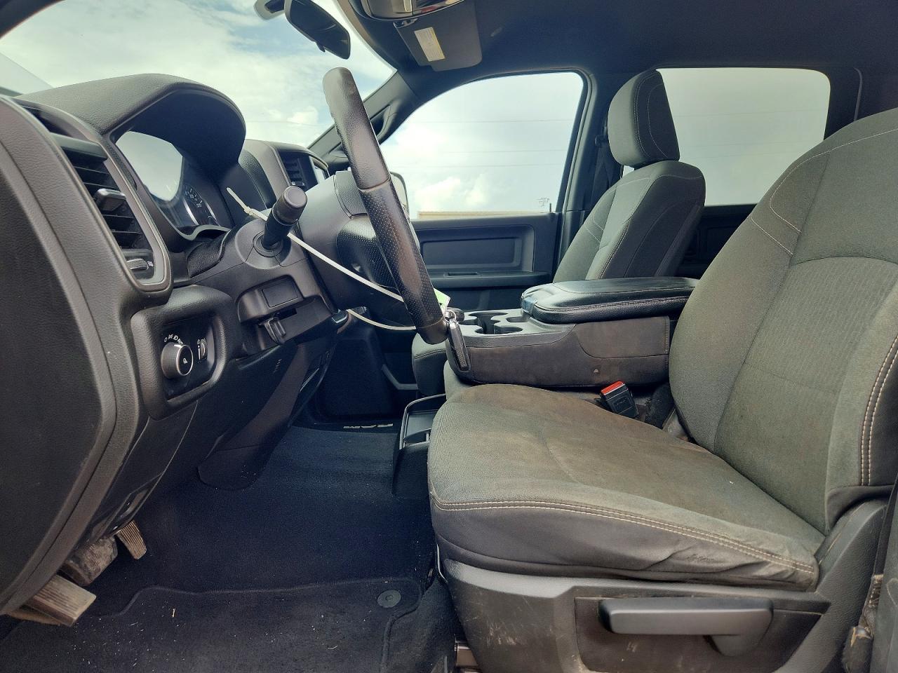 2022 Ram 2500 Tradesman - Фото 7