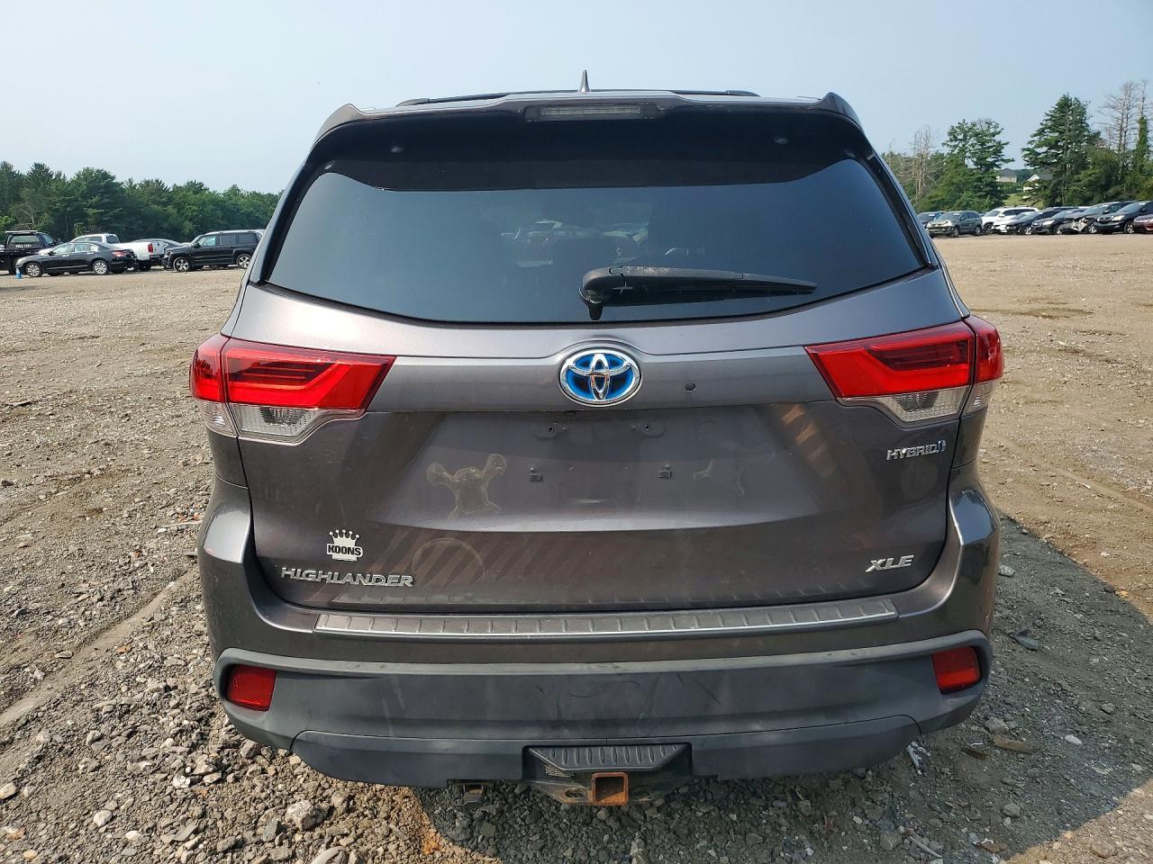 2019 Toyota Highlander Hybrid Xle - Image 6
