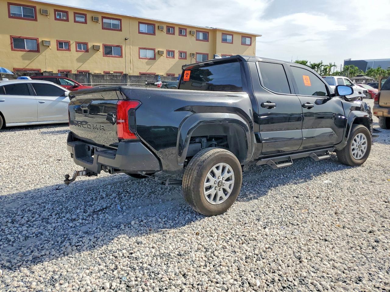 2025 Toyota Tacoma Sr - Фото 3