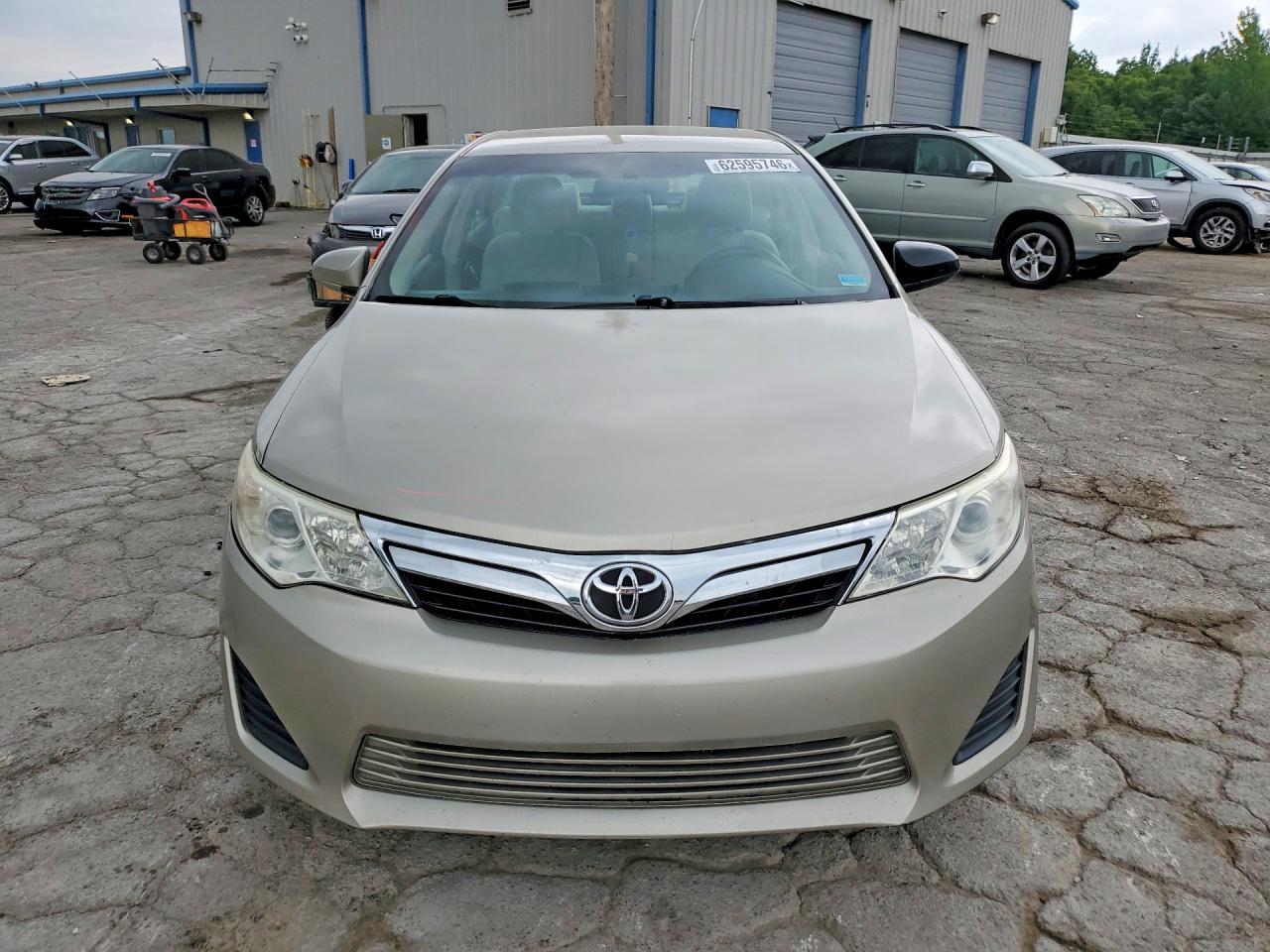2013 Toyota Camry Le - Image 5