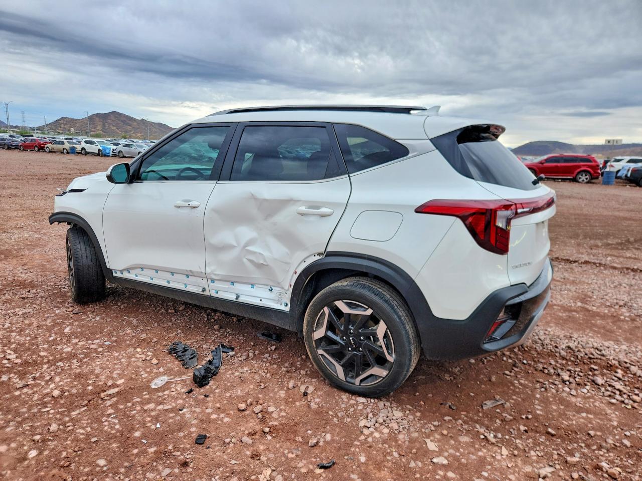 2024 Kia Seltos Sx - Image 2