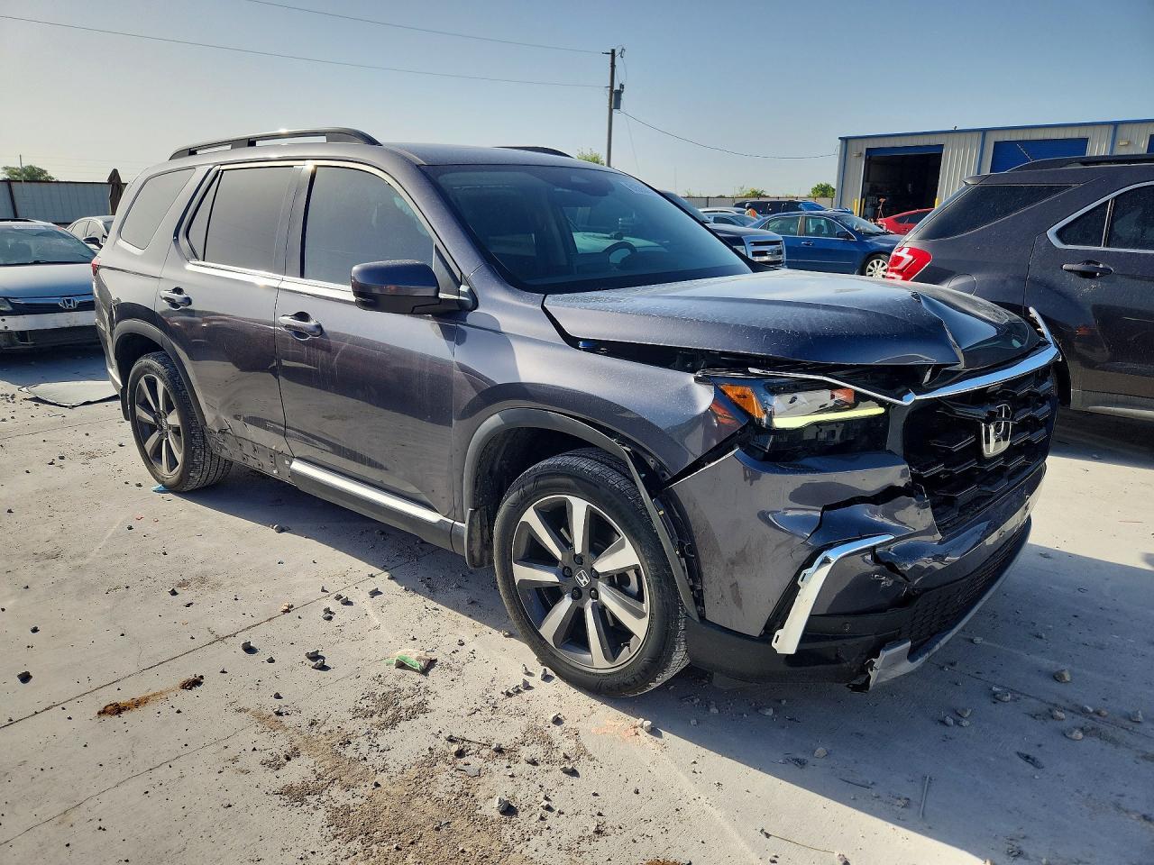 2023 Honda Pilot Touring - Image 4