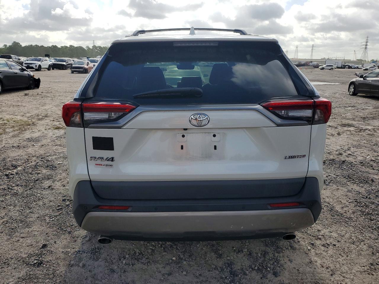 2022 Toyota Rav4 Limited - Фото 6
