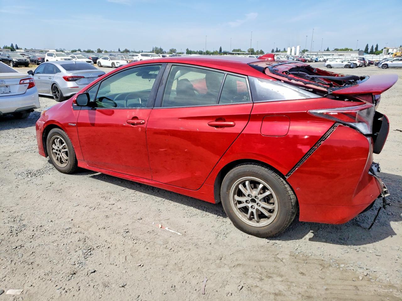 2017 Toyota Prius Two - Фото 2