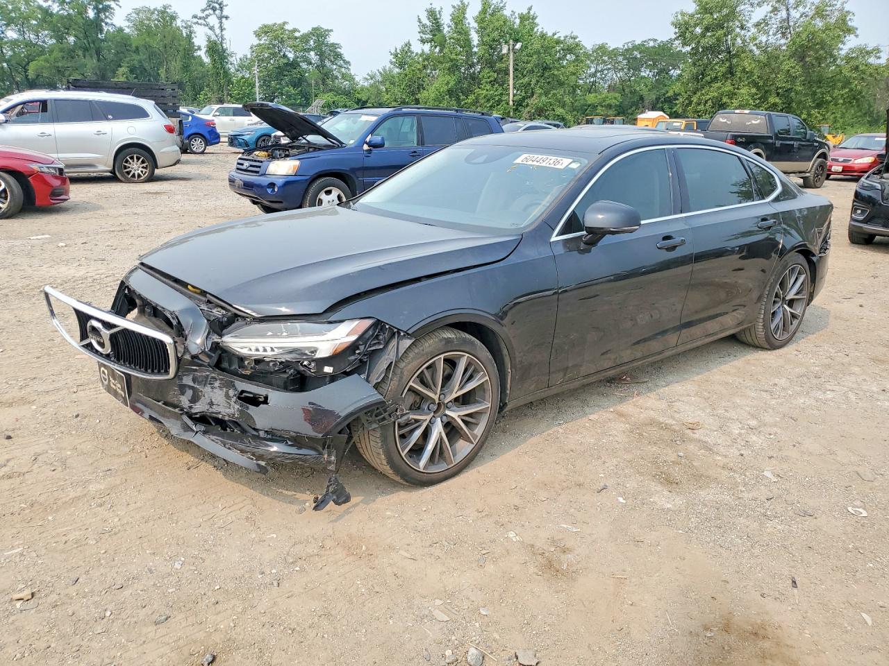 2018 Volvo S90 T6 Momentum