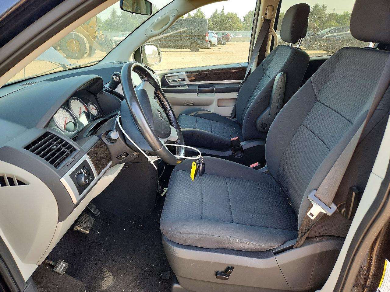 2010 Dodge Grand Caravan Crew - Фото 7