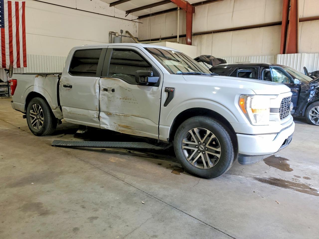 2022 Ford F150 Supercrew - Image 4