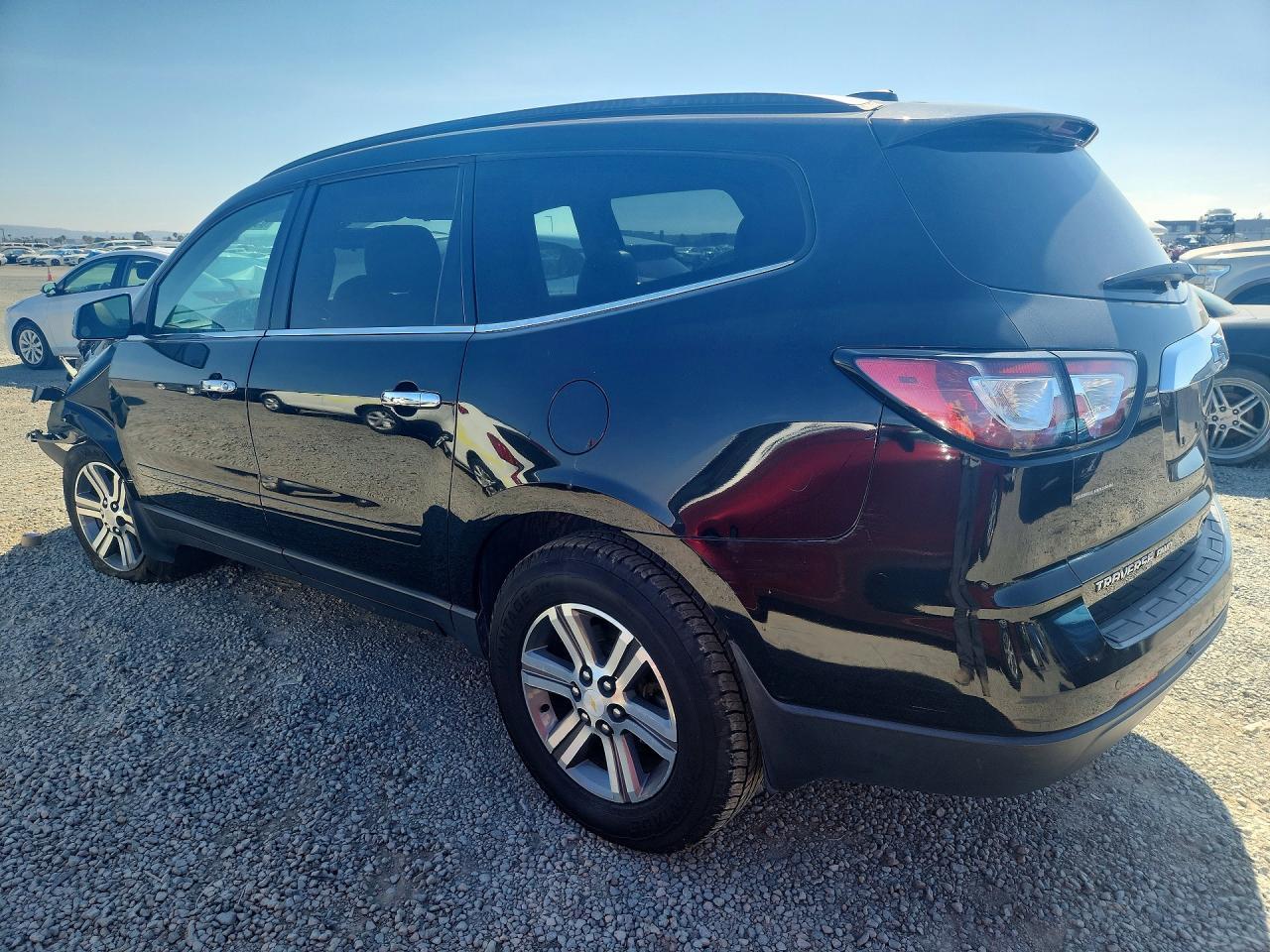 2017 Chevrolet Traverse Lt - Image 2
