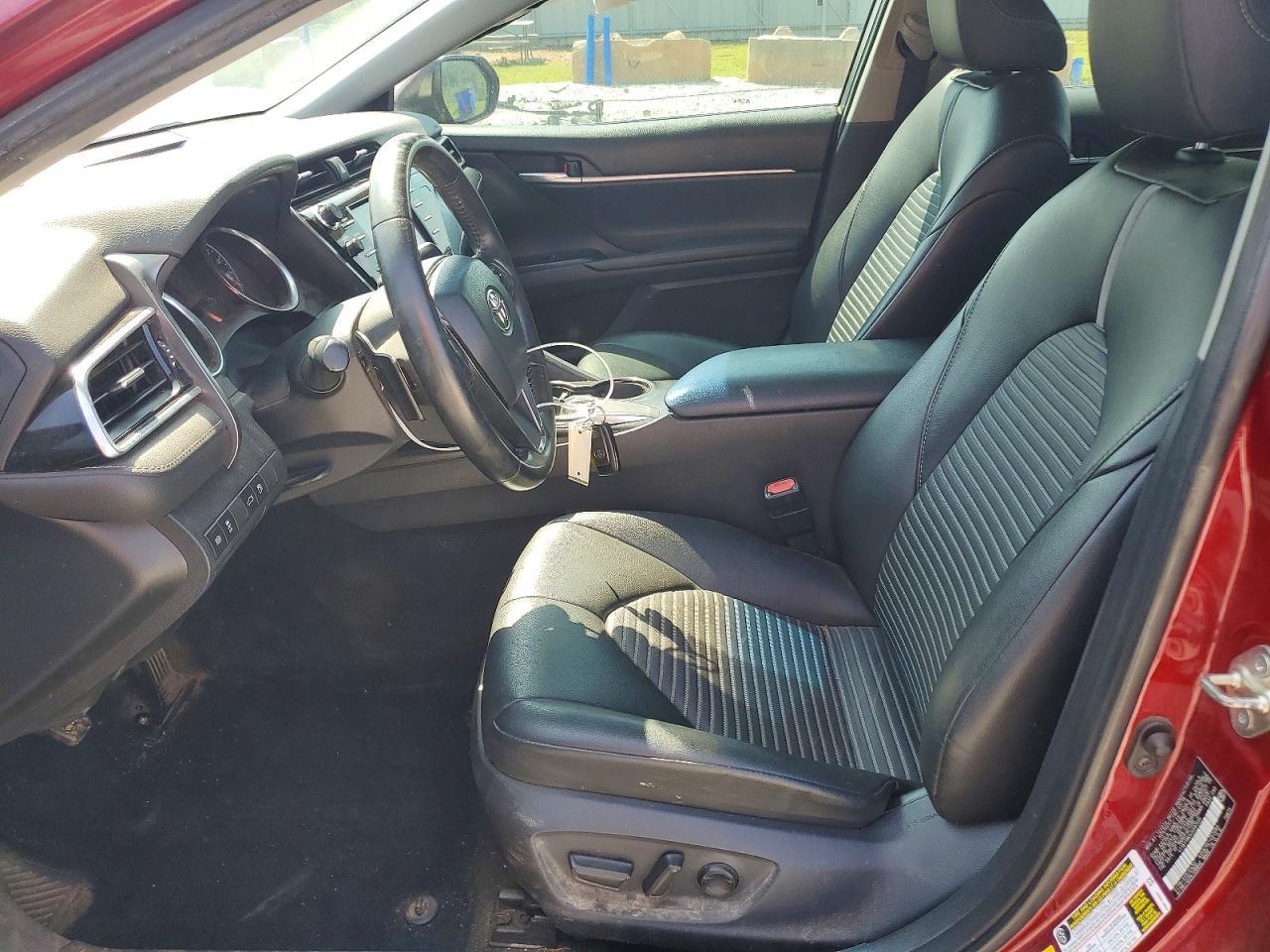 2018 Toyota Camry Se - Фото 7