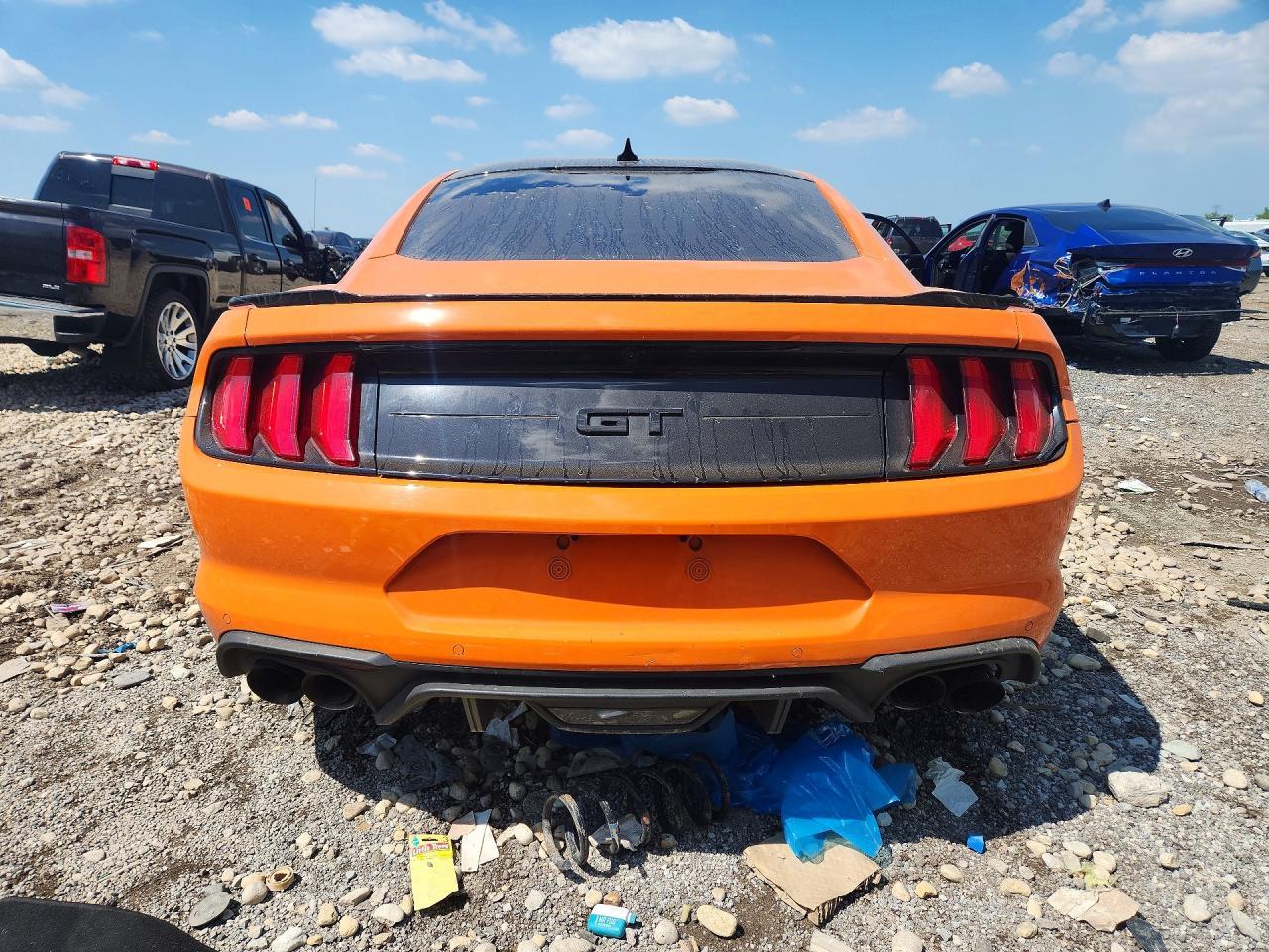 2020 Ford Mustang Gt - Фото 6