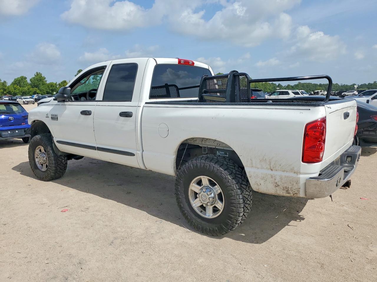 2007 Dodge Ram 2500 St - Image 2