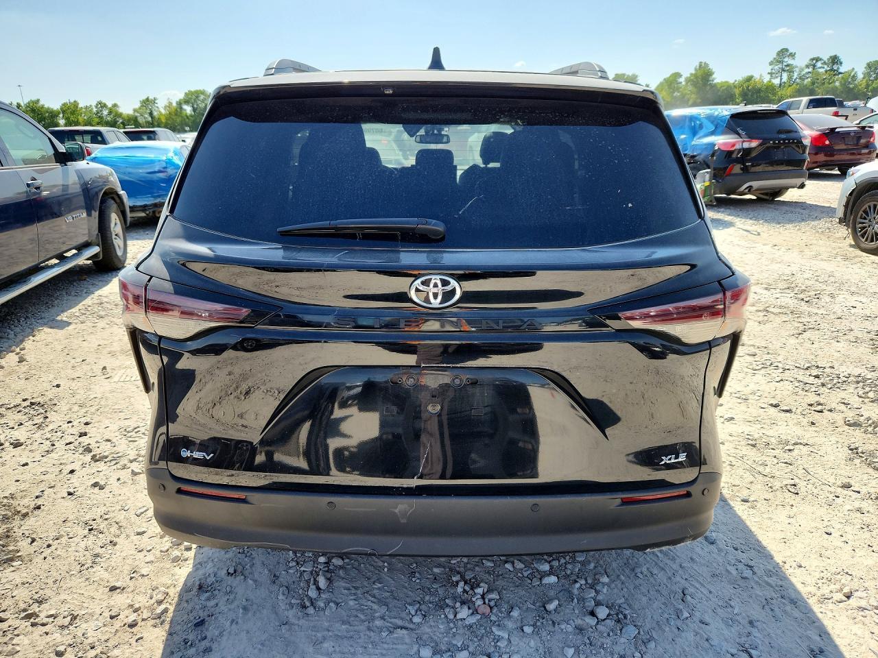 2026 Toyota Sienna Xle 8-Passenger - Фото 6