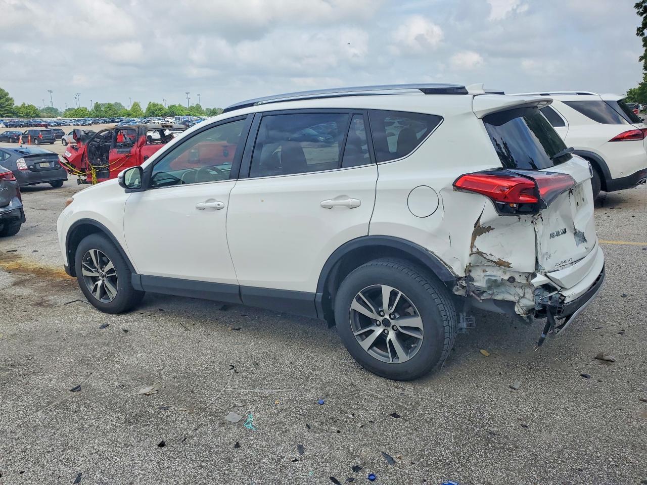 2018 Toyota Rav4 Xle - Фото 2