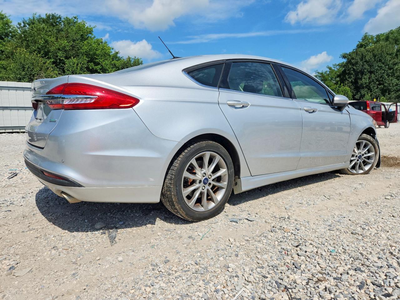 2017 Ford Fusion Se - Фото 3
