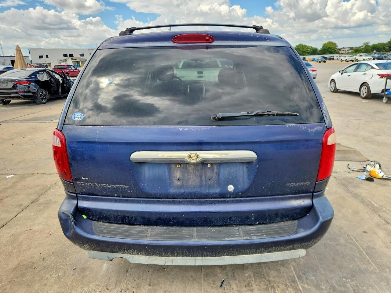 2006 Chrysler Town & Country Touring - Фото 6