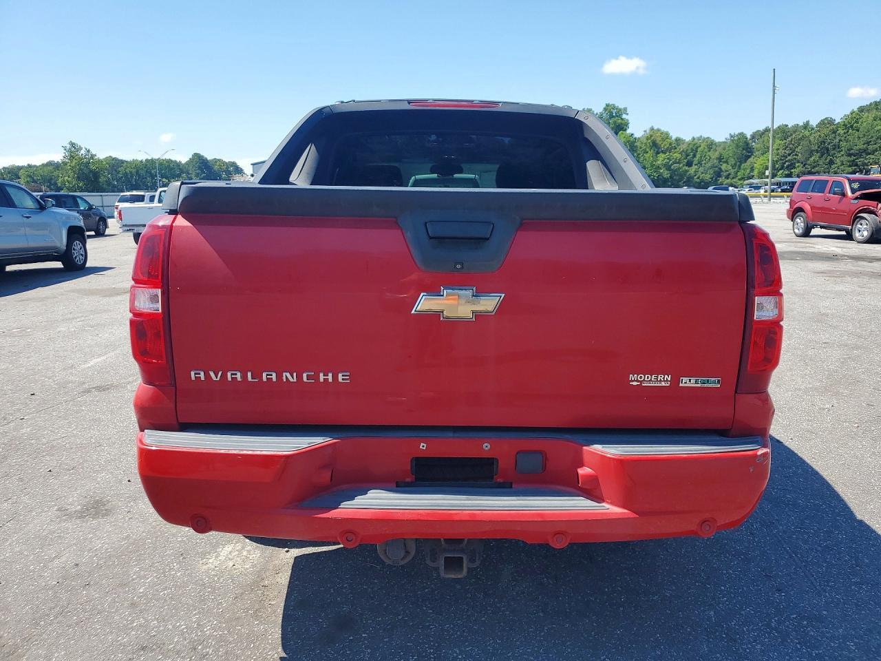 2011 Chevrolet Avalanche Ltz - Фото 6