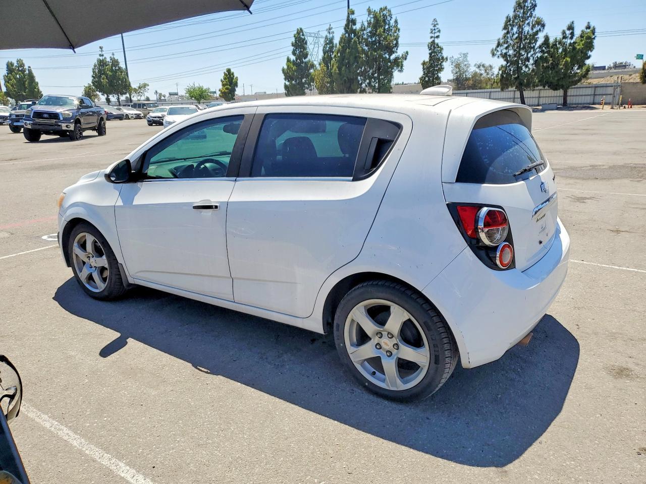 2012 Chevrolet Sonic Ltz - Image 2