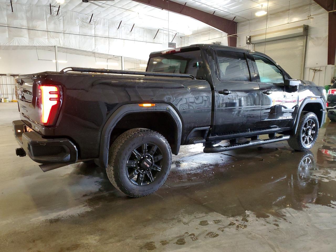2024 GMC Sierra K3500 At4 - Image 3