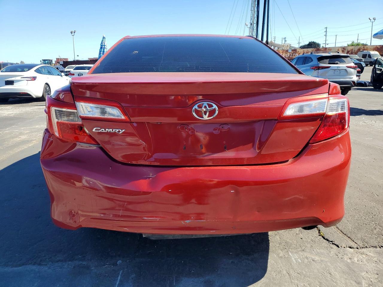 2014 Toyota Camry Se - Фото 6