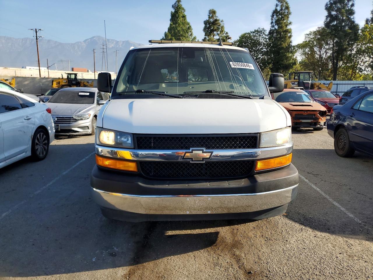 2019 Chevrolet Express G3500 Lt - Image 5