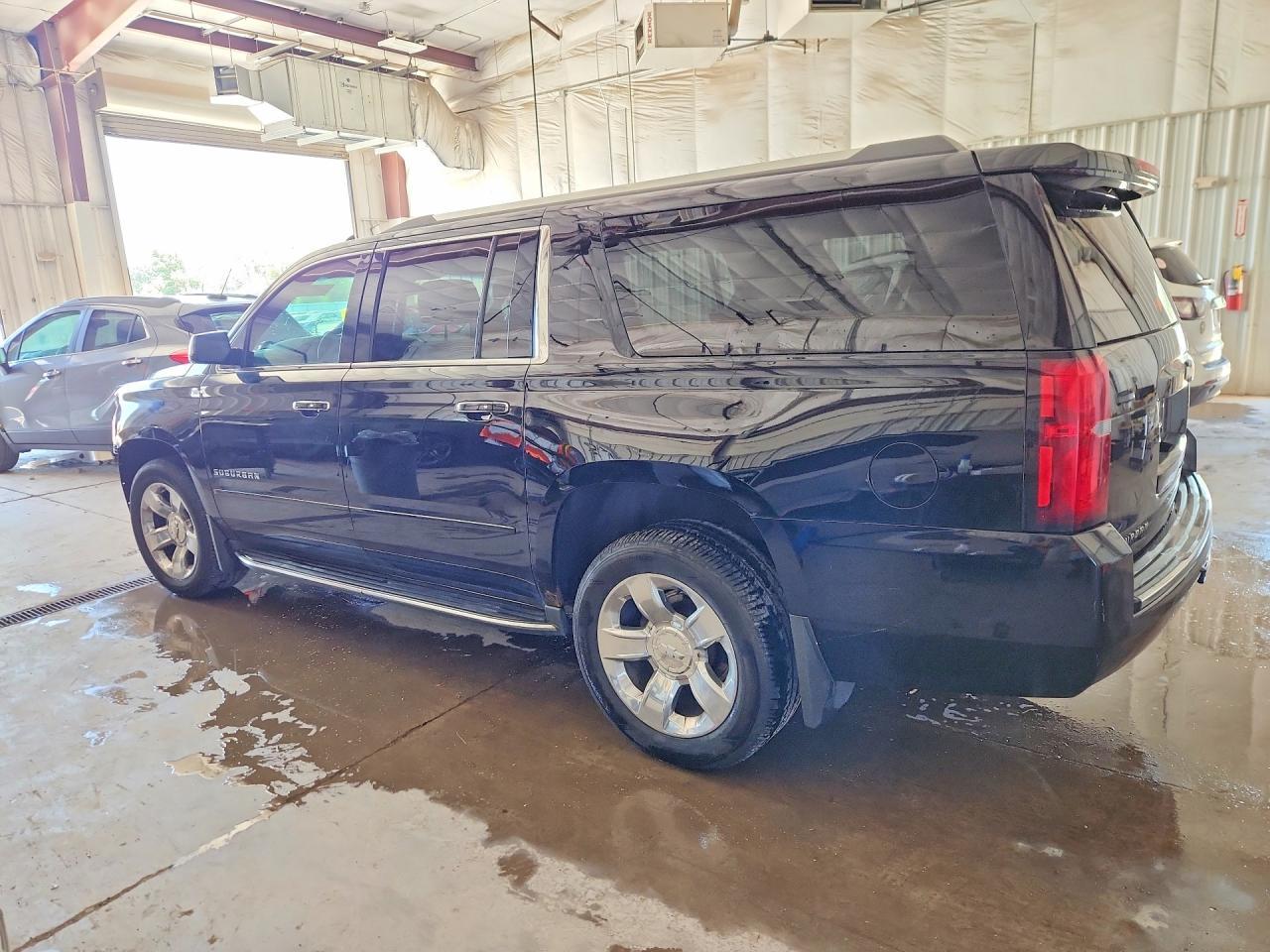 2017 Chevrolet Suburban K1500 Premier - Image 2