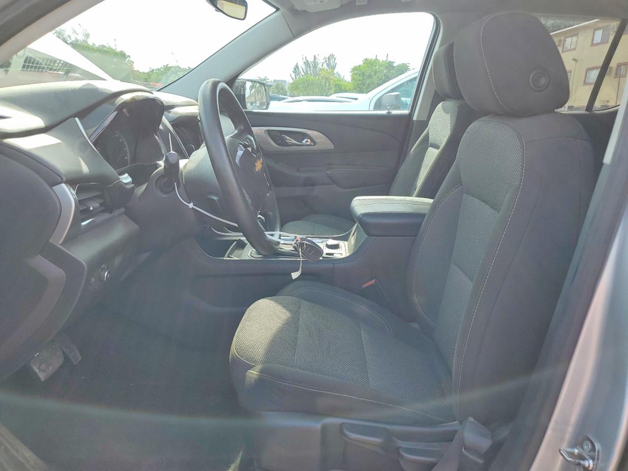 2018 Chevrolet Traverse Ls - Фото 7