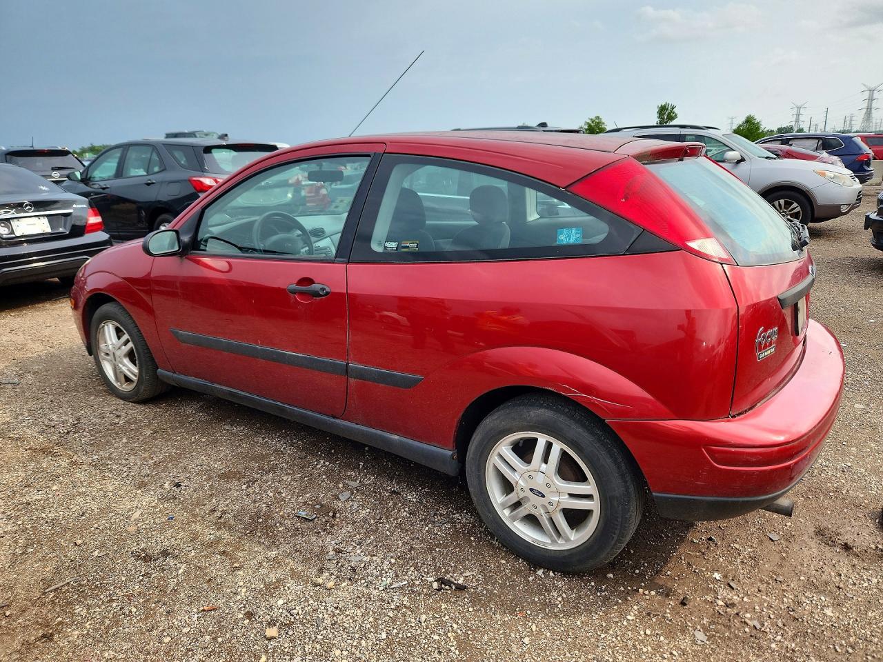 2000 Ford Focus Zx3 - Фото 2
