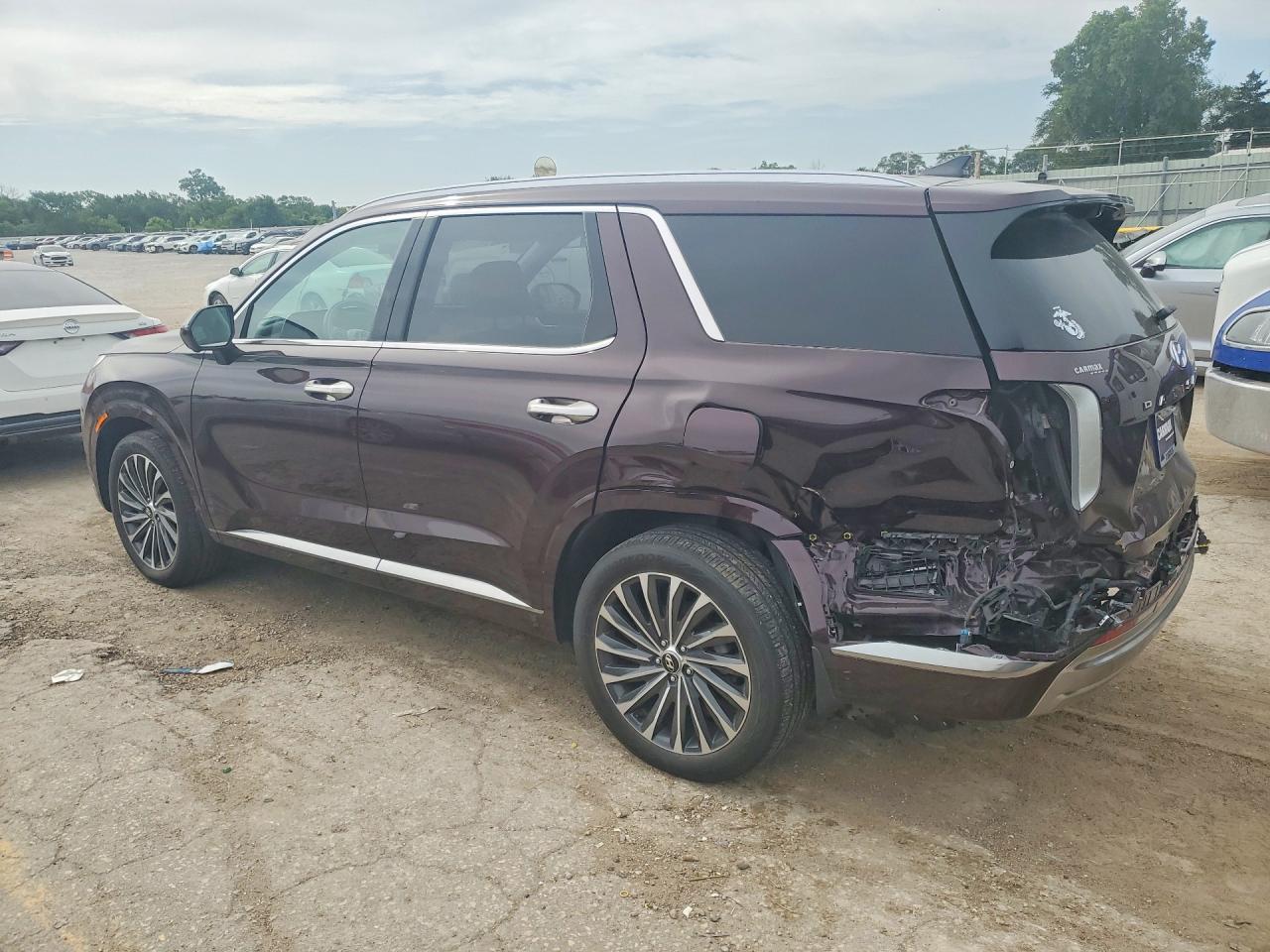 2023 Hyundai Palisade Calligraphy - Image 2