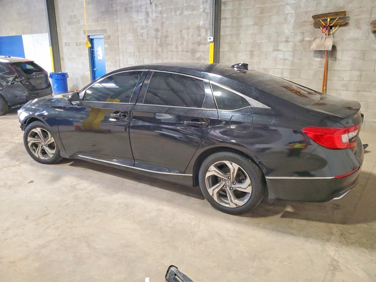 2019 Honda Accord Ex - Фото 2