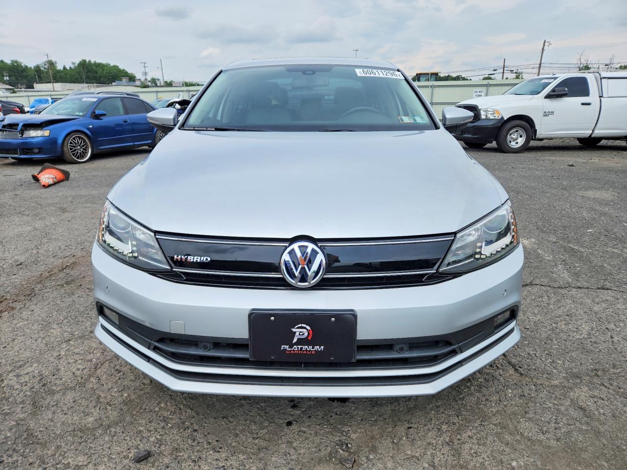 2015 Volkswagen Jetta Hybrid - Фото 5