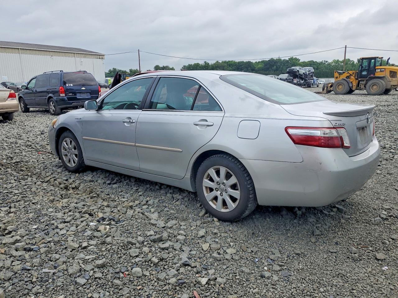 2009 Toyota Camry Hybrid - Image 2