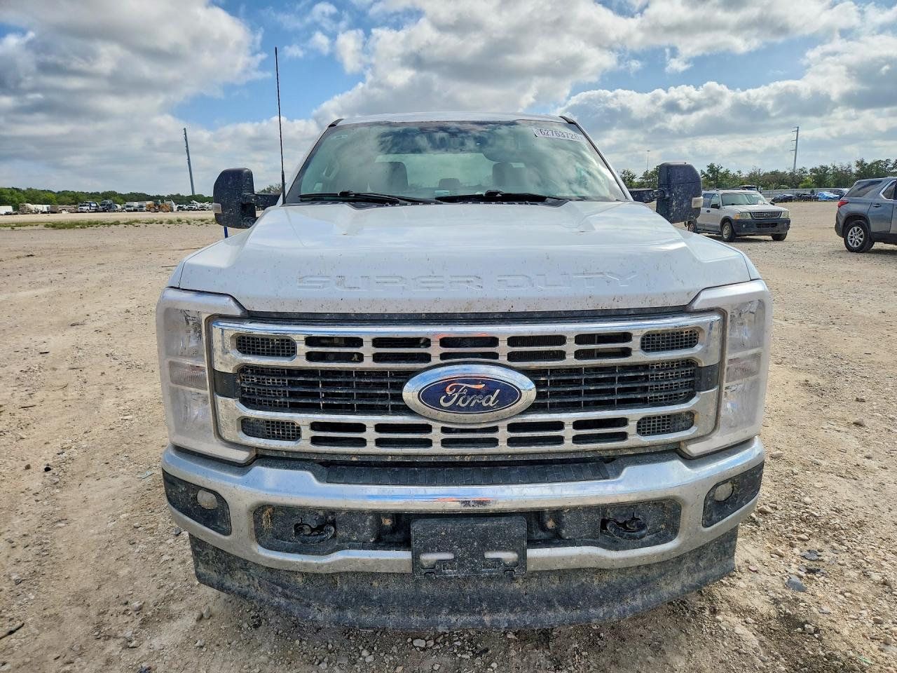 2025 Ford F250 Super Duty - Фото 5
