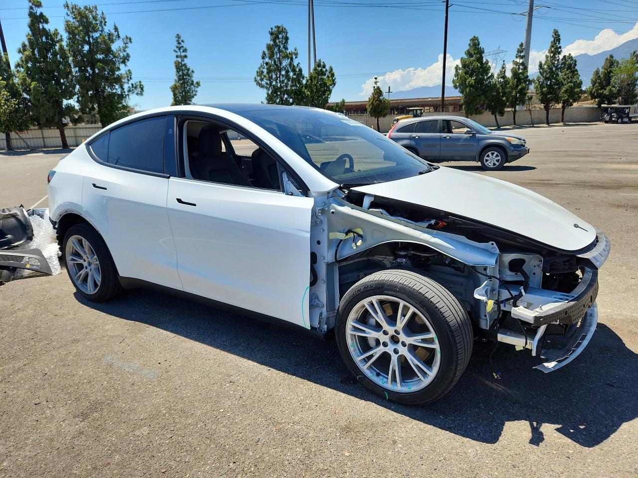 2023 Tesla Model Y - Фото 4