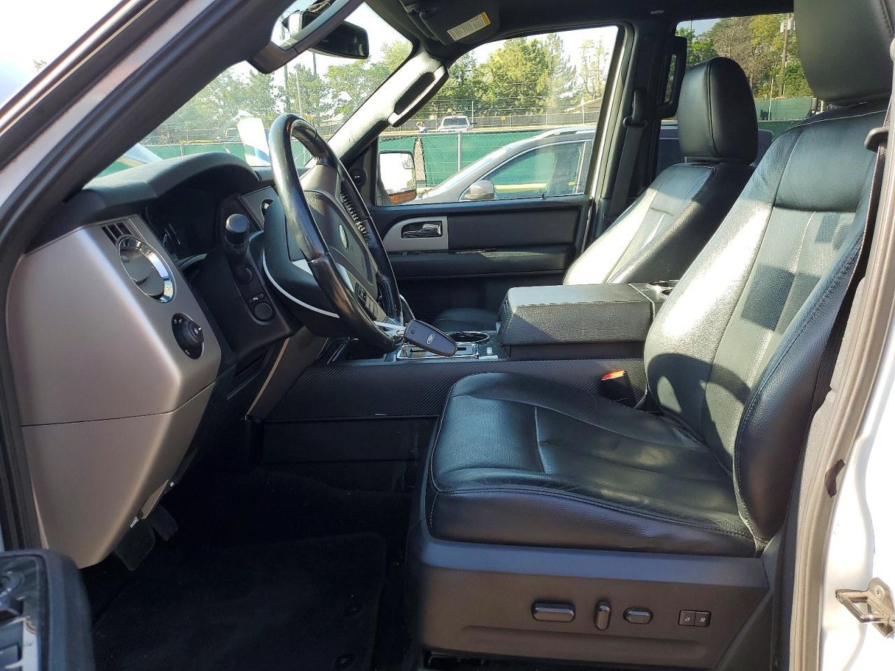 2017 Ford Expedition El Limited - Image 7