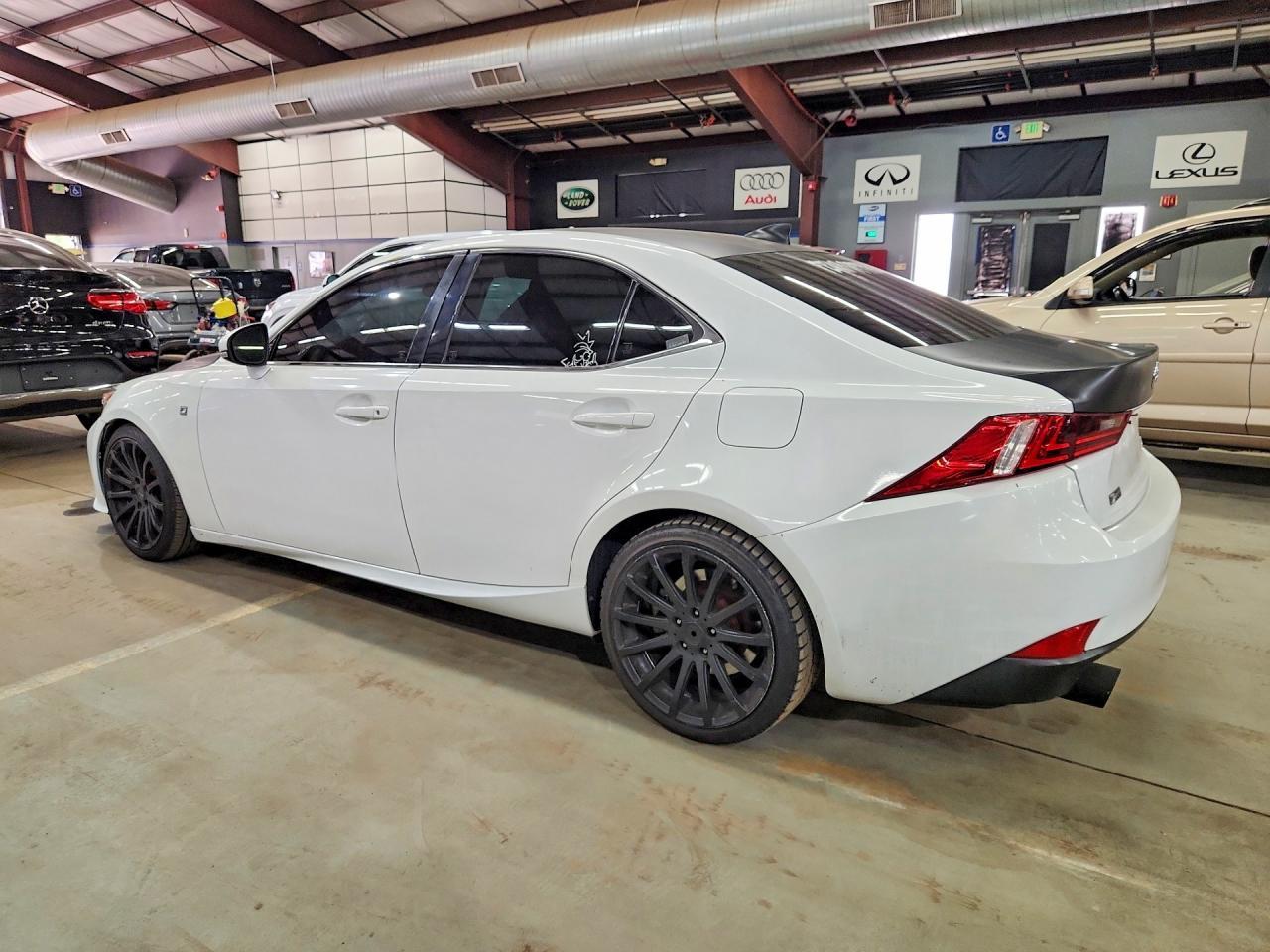 2015 Lexus Is 350 - Фото 2