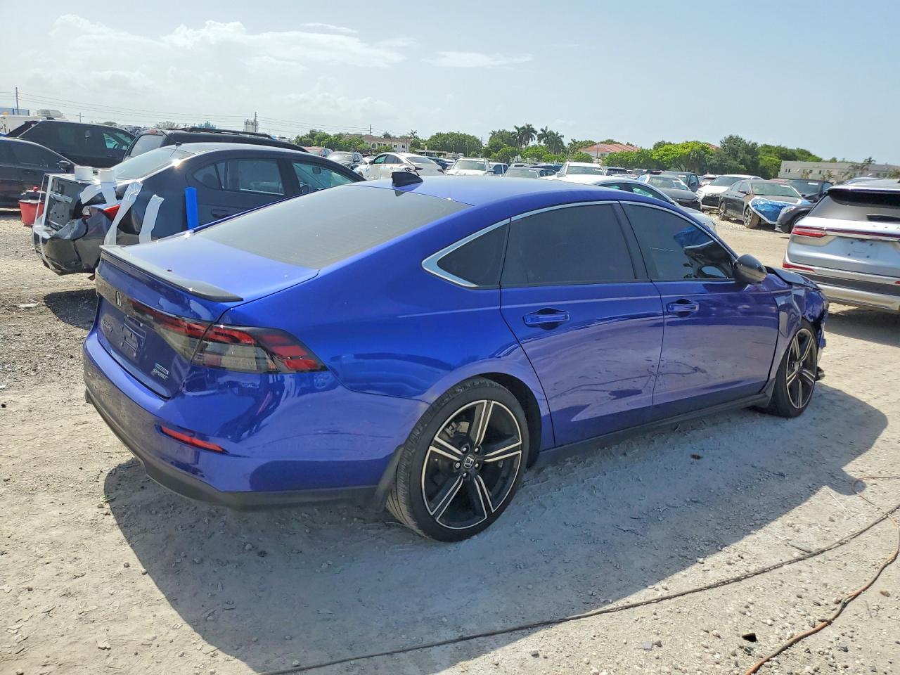 2025 Honda Accord Hybrid Sport - Фото 3