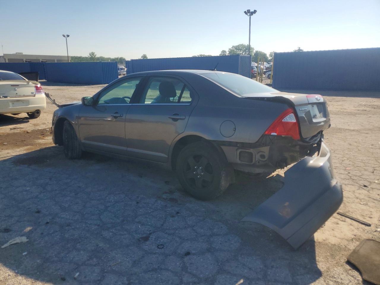 2011 Ford Fusion Se - Image 2