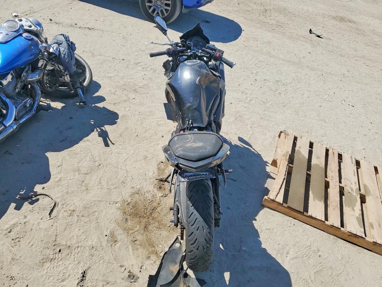2016 Kawasaki Ex650 F - Фото 4