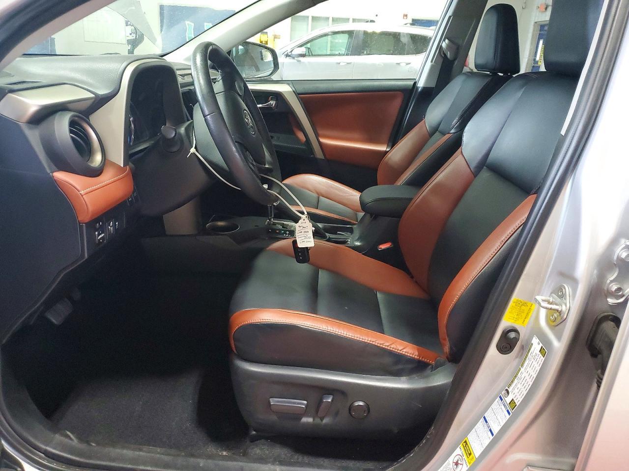 2014 Toyota Rav4 Limited - Image 7