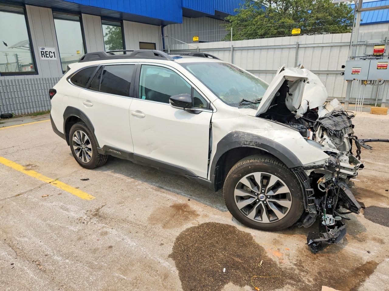 2023 Subaru Outback Limited - Фото 4
