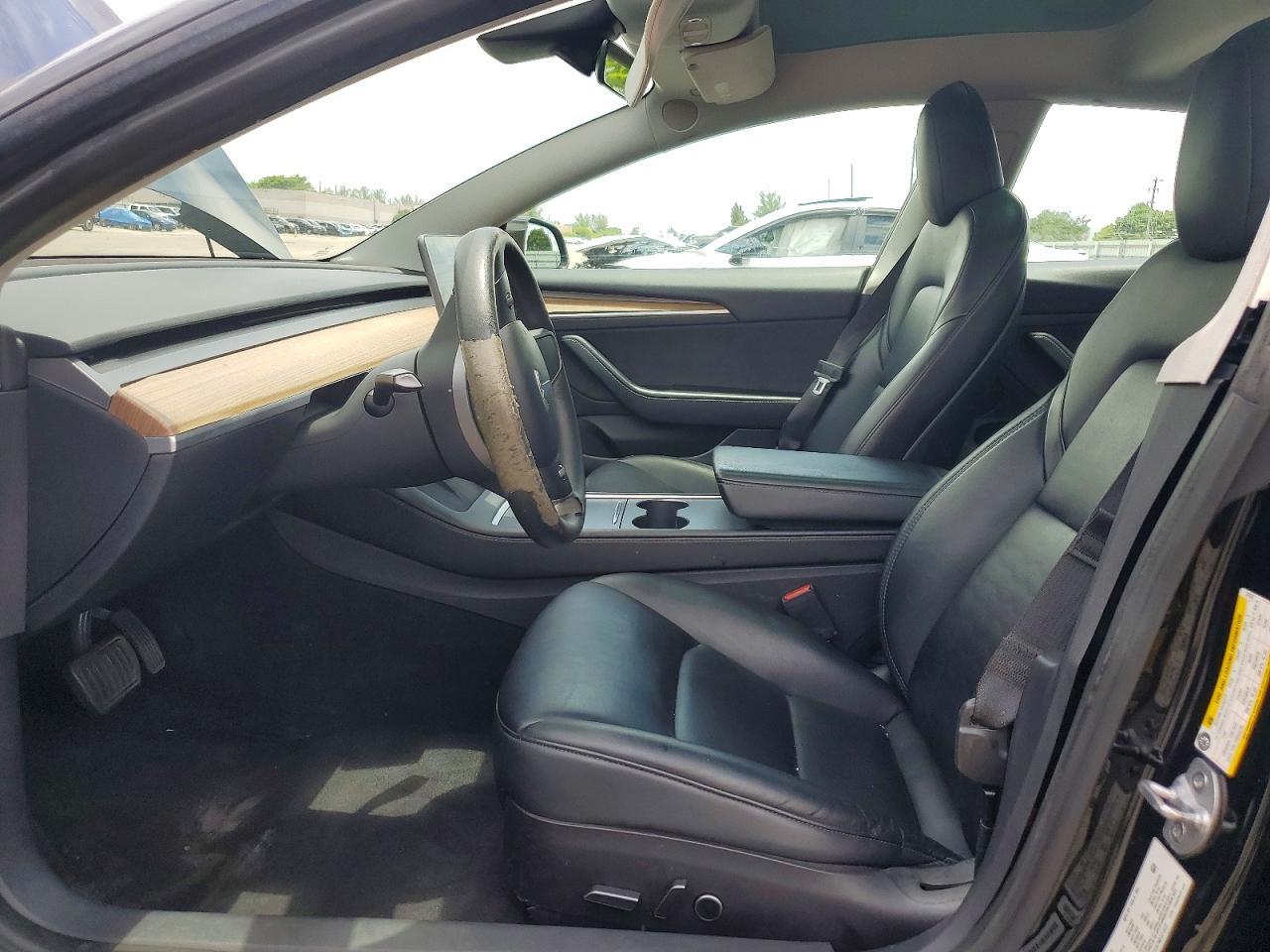 2022 Tesla Model 3 - Фото 7
