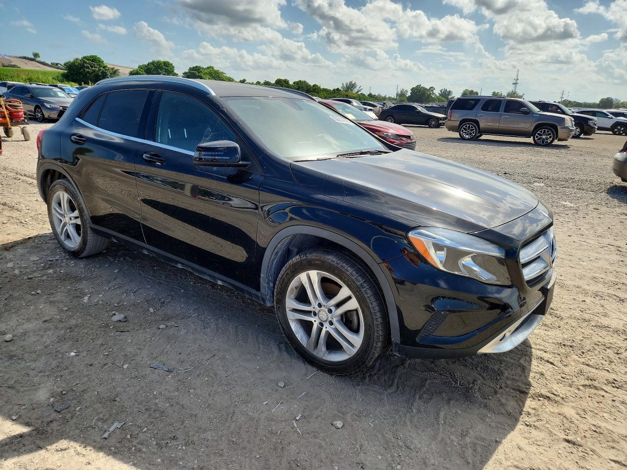 2015 Mercedes-Benz Gla 250 4Matic - Image 4